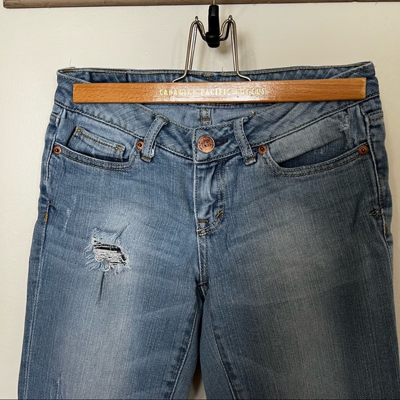 3 for $15 Aeropostale Light Blue Bayla Skinny Crop Jeans - Picture 3 of 9